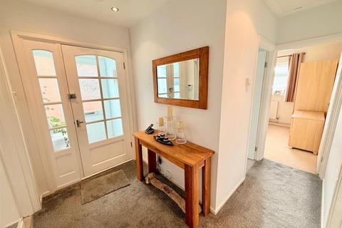 2 bedroom bungalow for sale, Abbey Court, Waltham Abbey