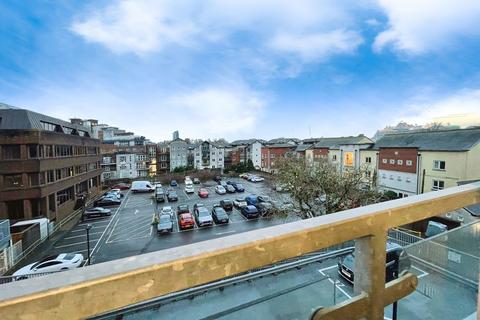2 bedroom flat for sale, High Street, Southampton SO14