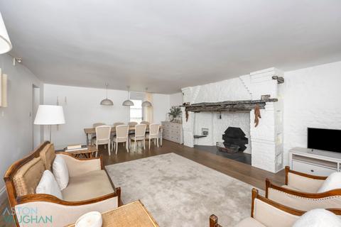 3 bedroom apartment for sale, Kingscliffe Court, Brighton BN2