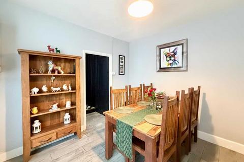 4 bedroom semi-detached house for sale, Leigh on Sea SS9