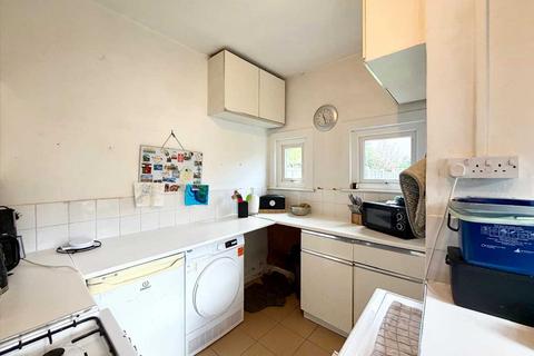 4 bedroom semi-detached house for sale, Leigh on Sea SS9