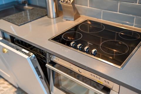 undefined, Kings Road, Harrogate, North Yorkshire, HG1