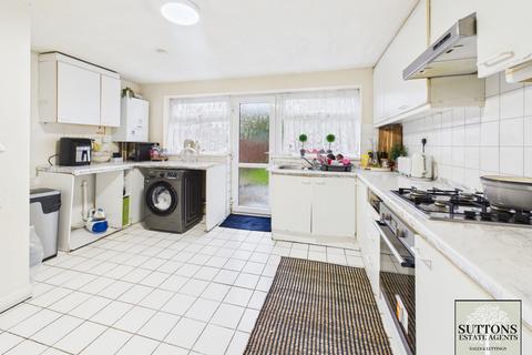 3 bedroom terraced house for sale, Lauderdale Avenue, Holbrooks CV6 4LJ