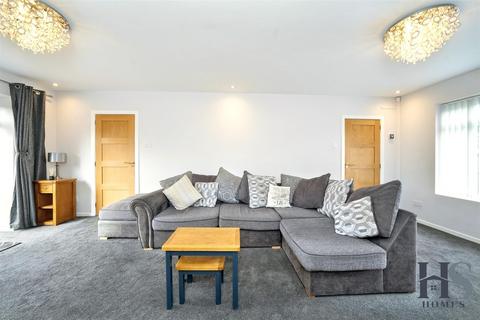 4 bedroom semi-detached house for sale, Keyse Road, Sutton Coldfield
