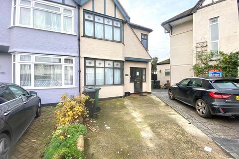 3 bedroom semi-detached house for sale, Hollywood Road, London
