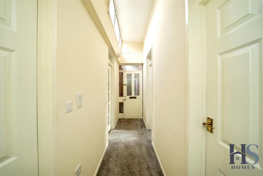 Hallway.jpg
