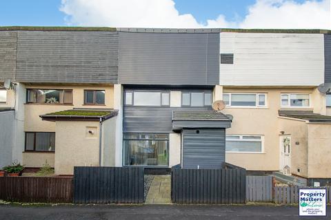 3 bedroom terraced house for sale - 27 Rowallan, KA13