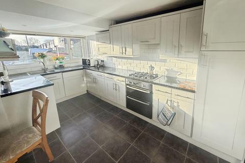 3 bedroom semi-detached house for sale, Glenbarr Close, Hinckley