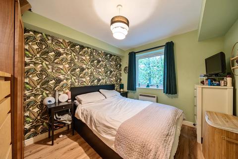 2 bedroom apartment for sale, Bruford Court, London