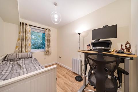 2 bedroom apartment for sale, Bruford Court, London