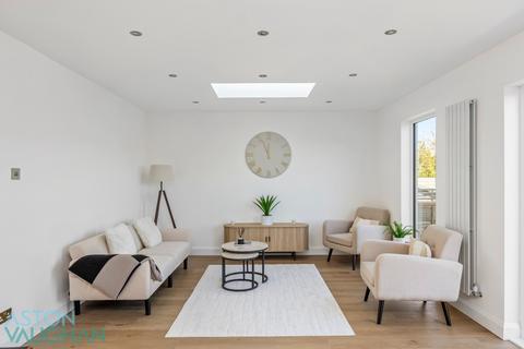 4 bedroom detached bungalow for sale, Eley Crescent, Brighton BN2