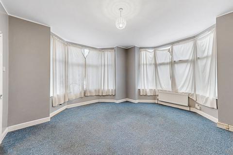 4 bedroom end of terrace house for sale, Granville Road, Watford, Hertfordshire, WD18