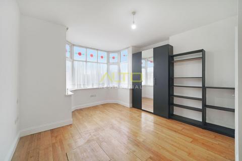 2 bedroom flat to rent, Park Lane, Wembley, Middlesex HA9