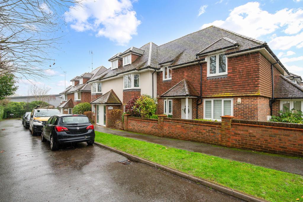 Ashurst close, 7  (13)