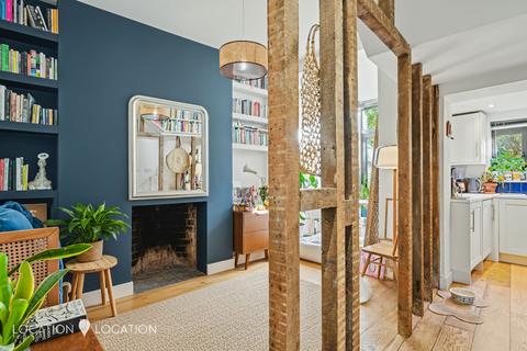 1 bedroom apartment for sale, Cricketfield Road, London, E5