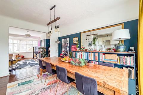 undefined, Cheltenham Drive, Leigh-On-Sea SS9