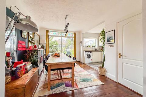 undefined, Cheltenham Drive, Leigh-On-Sea SS9