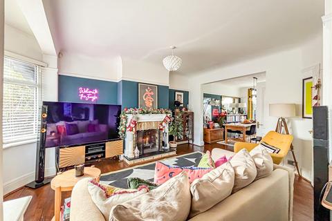 undefined, Cheltenham Drive, Leigh-On-Sea SS9