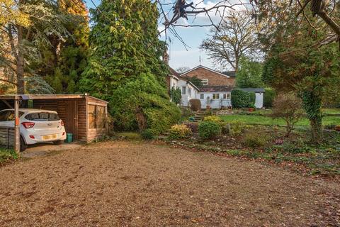 3 bedroom bungalow for sale, Sandrock Hill Road, Wrecclesham, Farnham, GU10