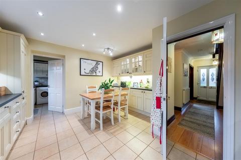 4 bedroom detached house for sale, Peacock Avenue, Winsford CW7
