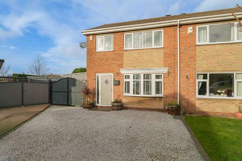3 bedroom semi-detached house for sale, Falcon Court, Doncaster, DN11