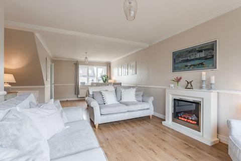 4 bedroom detached house for sale, The Oaks, Ashill