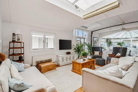 5 bedroom houseboat for sale, Prospect Moorings, Prospect Quay, Lightermans Walk, Point Pleasant, London, SW18.