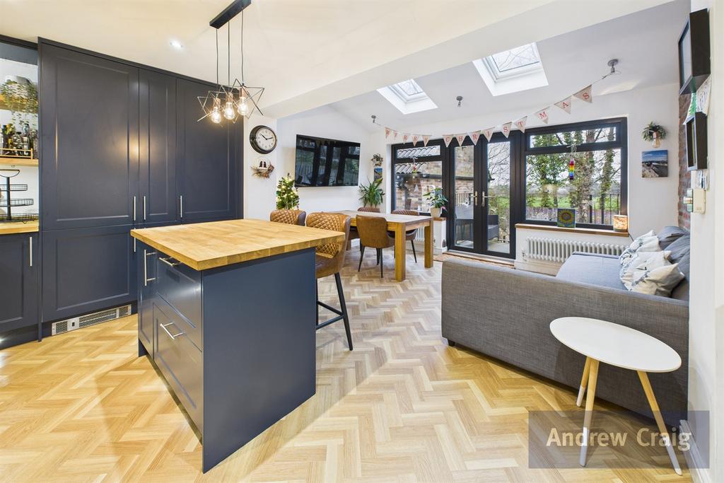 Open Plan Kitchen Li