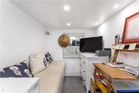 Studio for sale, Queen's Gate, London, SW7