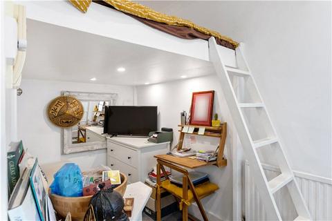 Studio for sale, Queen's Gate, London, SW7