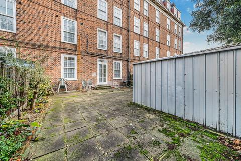 4 bedroom maisonette for sale, Ferndale Road, London SW9