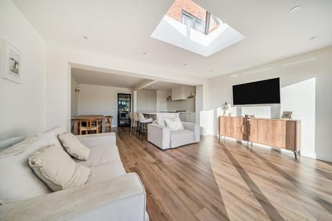 4 bedroom detached house for sale, Blackwood Gardens, Cookridge, LS16