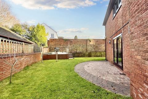 4 bedroom detached house for sale, Audlem Road, Woore, CW3