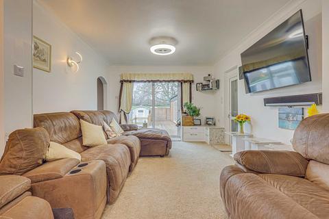 undefined, Park Avenue, Leigh-on-sea, SS9