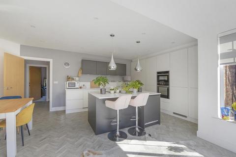 4 bedroom detached house for sale, Tower View, Kings Hill, ME19 4FD
