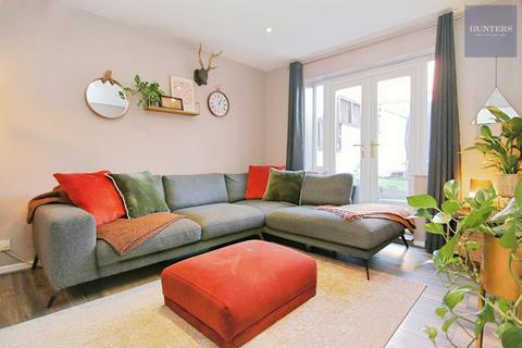 3 bedroom semi-detached house for sale, Raynville Road,, Bramley,  LS13 2RG