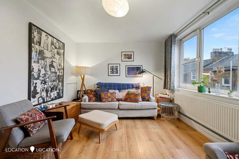 undefined, Cressington Close, London, N16