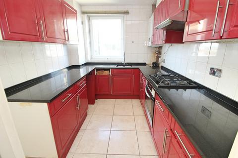 2 bedroom flat for sale, Grand Avenue, Hove.