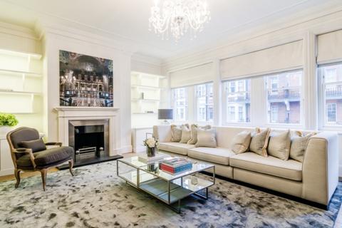 3 bedroom apartment to rent, Duke Street, London W1K
