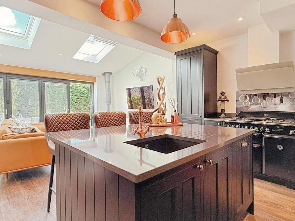 Kitchen diner