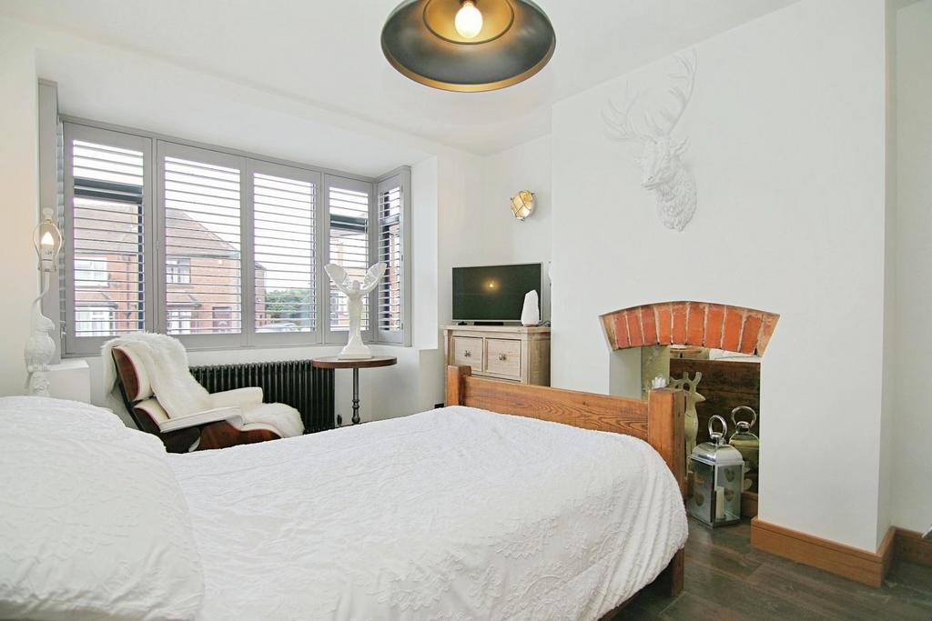 Living room / bedroom four