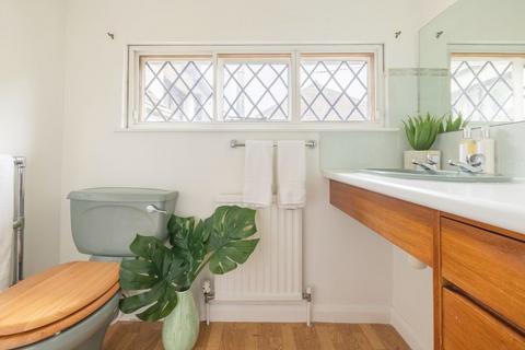 undefined, Thatch House, Knowle Lane, Halland BN8 6PR