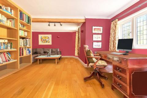 8 bedroom character property for sale, Spring Lane, Burwash, Etchingham