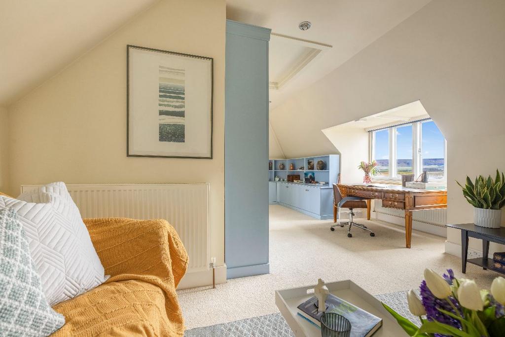 Bedroom 4/Study