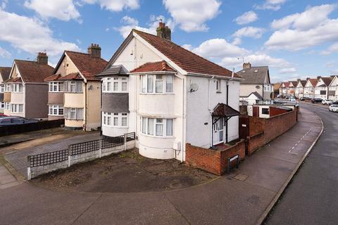 2 bedroom semi-detached house for sale, Budleigh Crescent, Welling, DA16