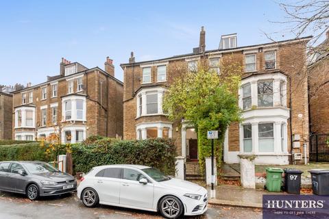 2 bedroom flat for sale, Fordwych Road, W. Hampstead Borders, London, NW2