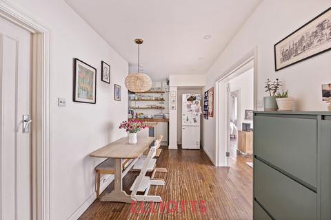 3 bedroom apartment for sale, Eaton Court, Eaton Gardens, Hove