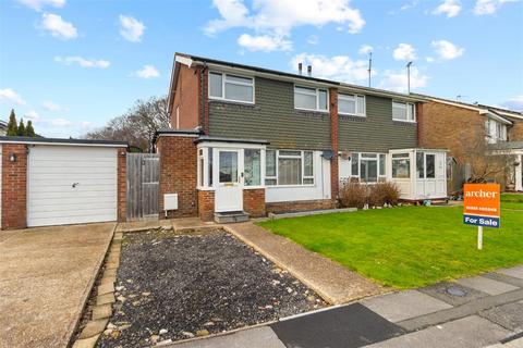 3 bedroom semi-detached house for sale, Bernhard Gardens, Polegate BN26