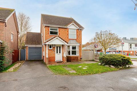 3 bedroom detached house for sale, Bysing Wood Road, Faversham, ME13