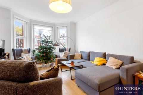 2 bedroom apartment for sale, Lyncroft Mansions, Lyncroft Gardens, West Hampstead